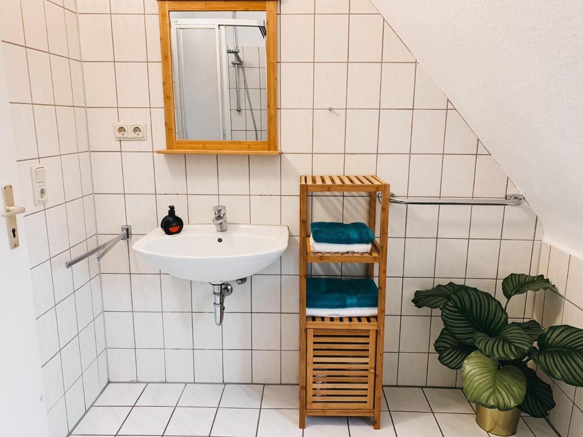 Suiteable Living Katlenburg, Studio Apartment Mit Netflix, Am Rande Des Harz Buitenkant foto